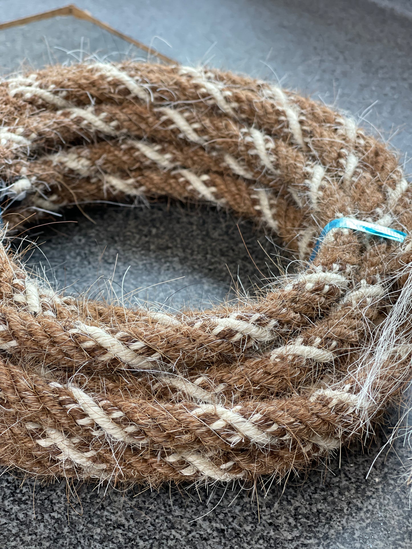 1/2" 6-Strand Horse Hair Mecate -Sorrel/Flaxen/White