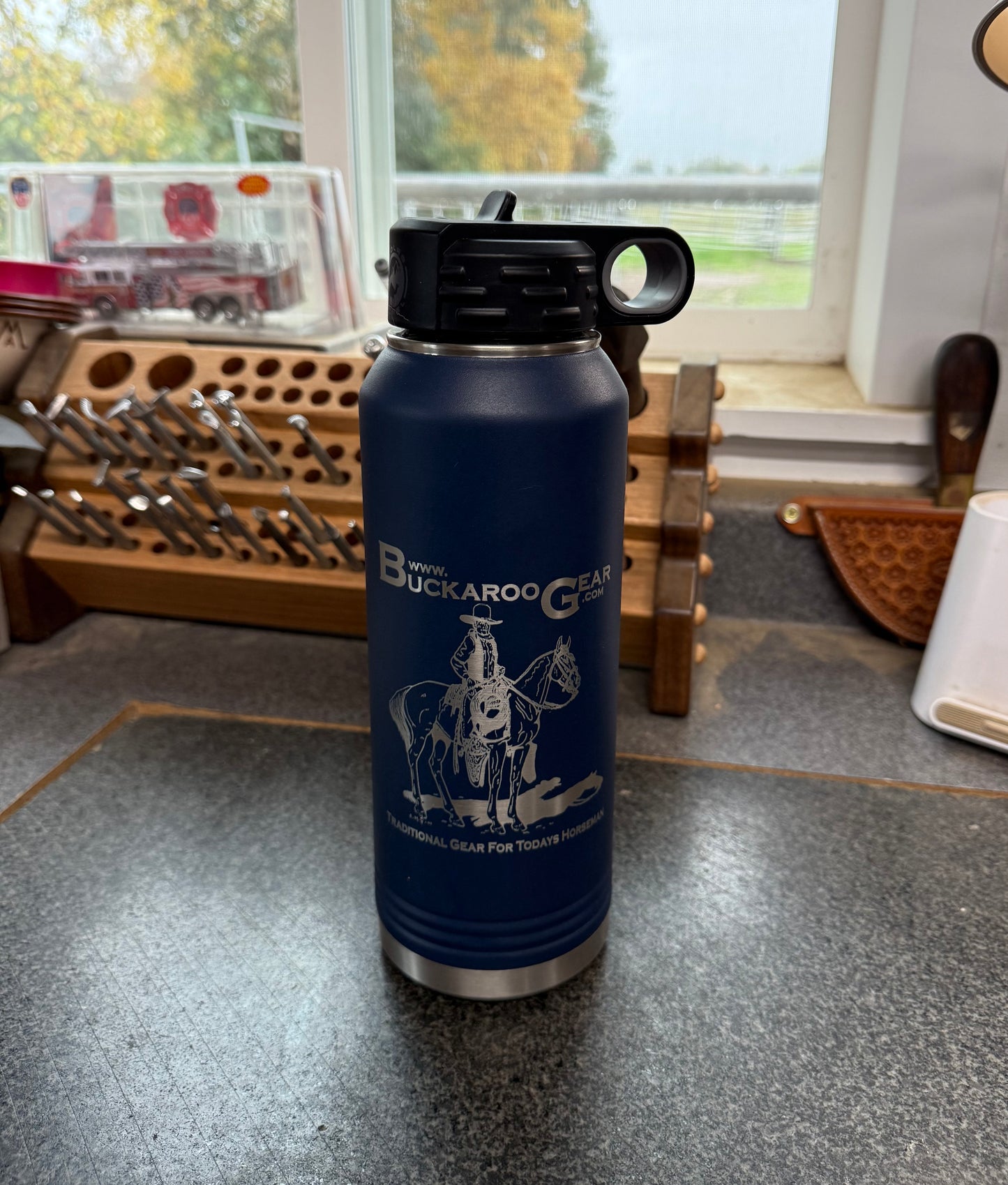 32oz Bottle engraved with the Classic BuckarooGear Logo