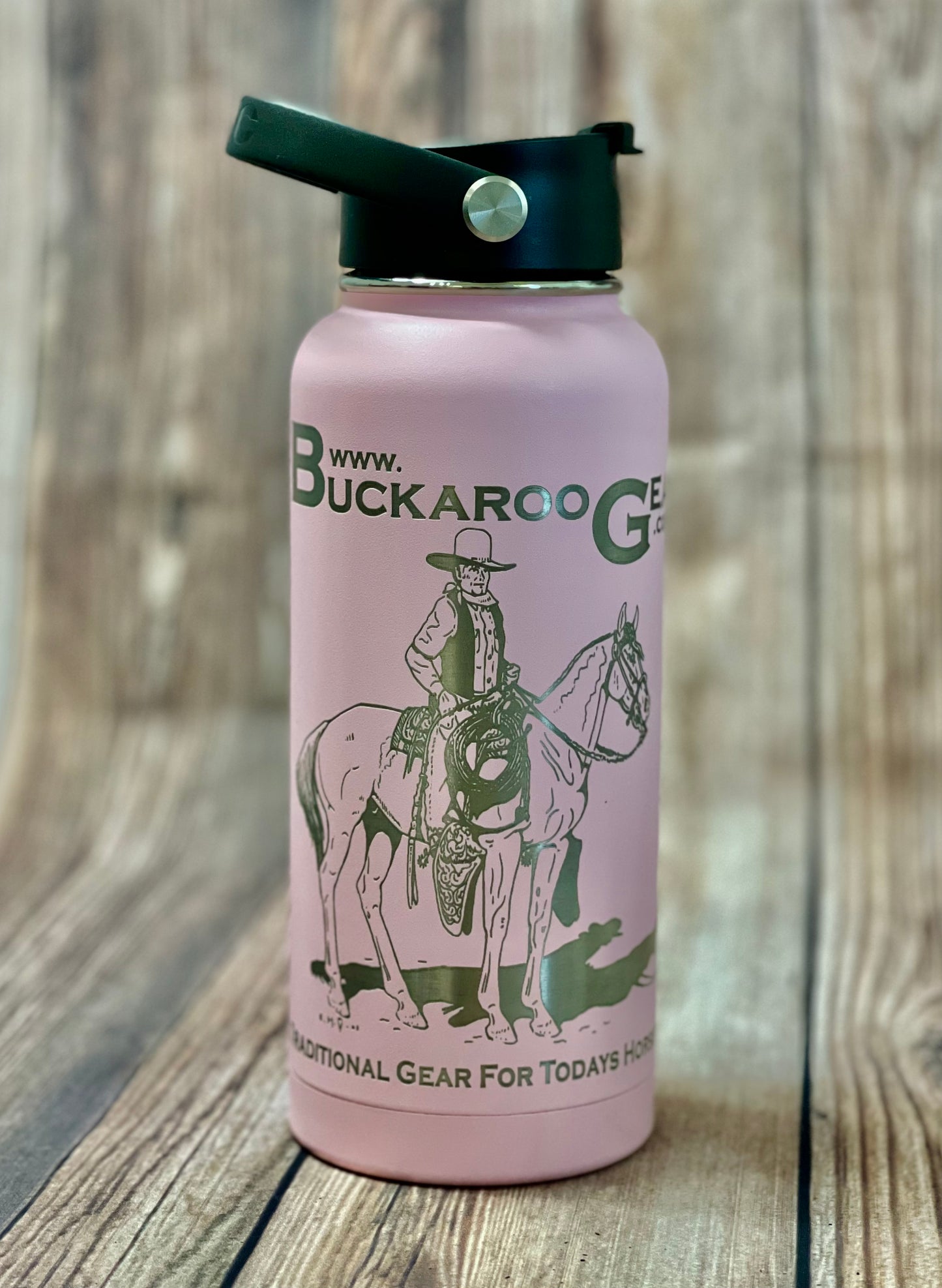 RTIC 32oz Bottle engraved with the Classic BuckarooGear Logo - Flamingo