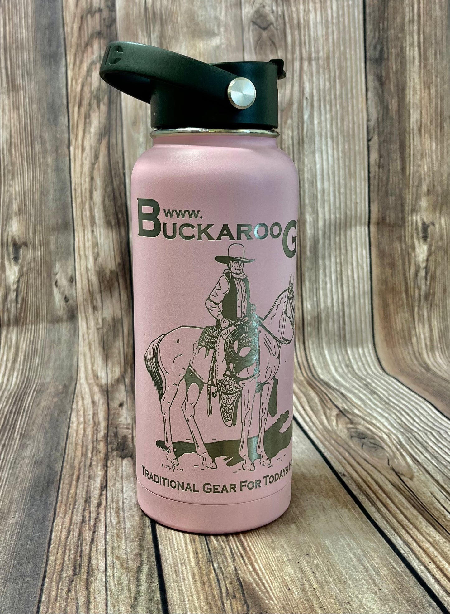 RTIC 32oz Bottle engraved with the Classic BuckarooGear Logo - Flamingo